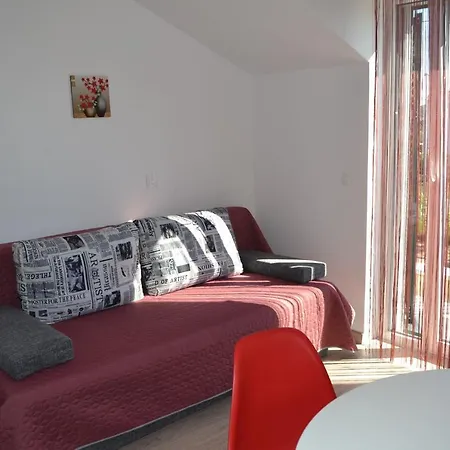 Apartman Suncica Apartment *