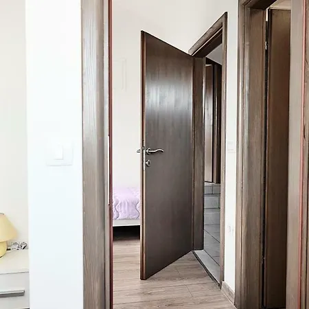 Apartman Suncica * سريما
