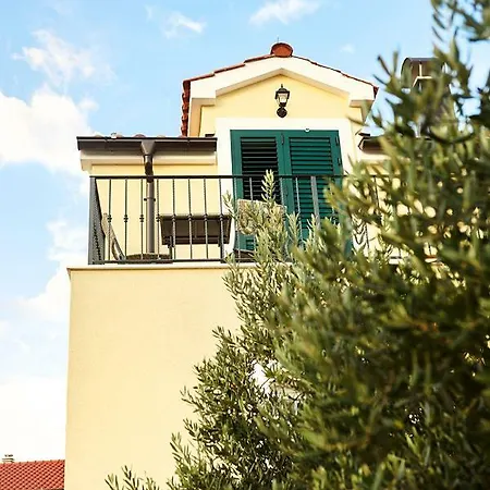 شقة Apartman Suncica *